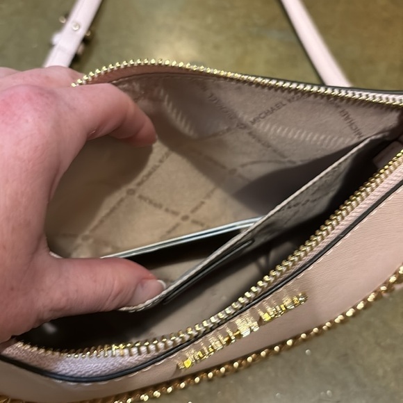 Michael Kors Jet Set Medium Saffiano Leather Crossbody Bag - Picture 7 of 10